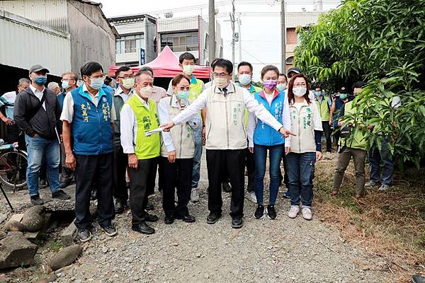 1024026官田計畫道路開闢.jpg