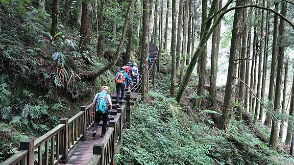 樂山步道[2].jpg