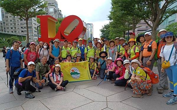 台北大縱走第六段。中華科技大學至象山公園