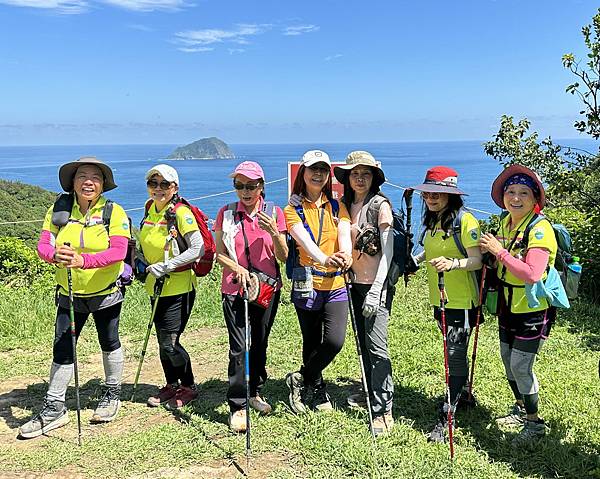 槓子寮砲台。潮境公園。101高地。忘幽谷。海濱步道。正濱漁港