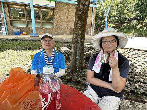 槓子寮砲台。潮境公園。101高地。忘幽谷。海濱步道。正濱漁港