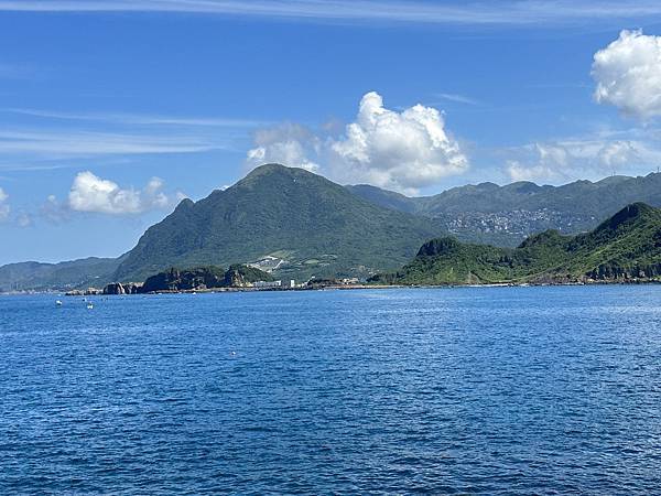 槓子寮砲台。潮境公園。101高地。忘幽谷。海濱步道。正濱漁港