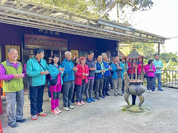 大溪區大艽芎土地公新春團拜。溪州山健行