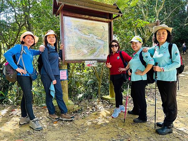 大溪區大艽芎土地公新春團拜。溪州山健行