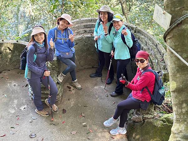 大溪區大艽芎土地公新春團拜。溪州山健行