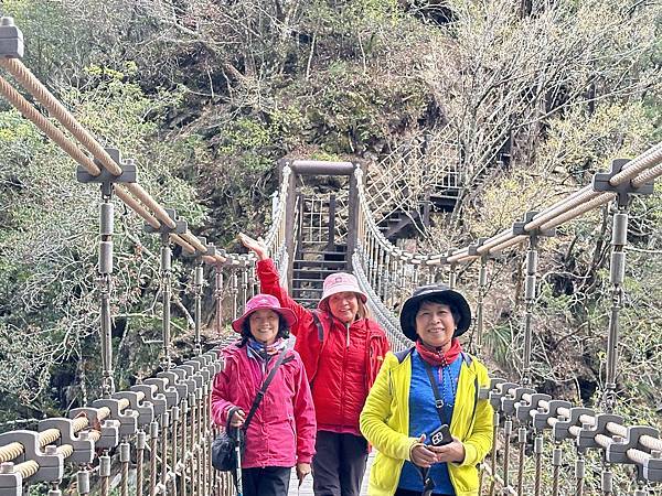 環山部落。屋頂上的天空。獵人登山步道。台中市和平區