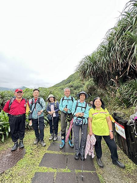 鼻頭角步道。五彩繽紛聽濤Cafa。鼻頭角稜谷步道。鼻頭漁港