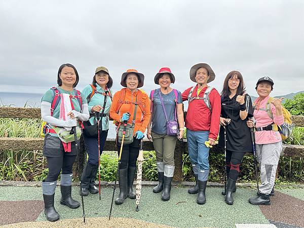 鼻頭角步道。五彩繽紛聽濤Cafa。鼻頭角稜谷步道。鼻頭漁港