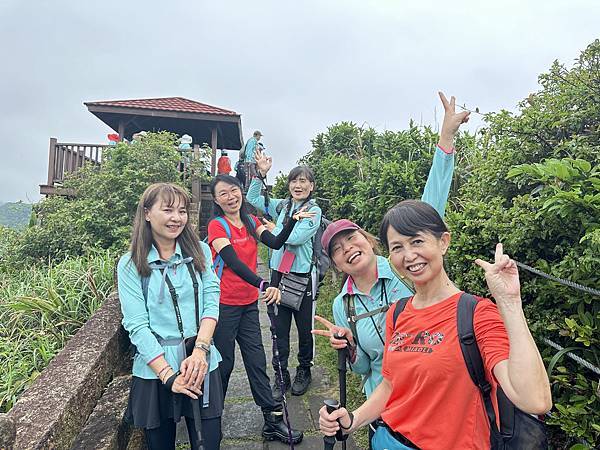 鼻頭角步道。五彩繽紛聽濤Cafa。鼻頭角稜谷步道。鼻頭漁港