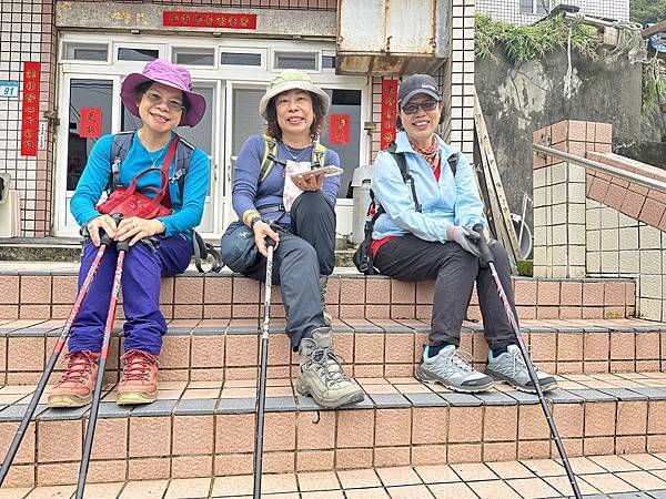 鼻頭角步道。五彩繽紛聽濤Cafa。鼻頭角稜谷步道。鼻頭漁港