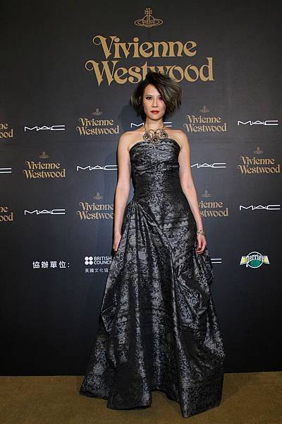 搖滾女王楊乃文出席Vivienne Westwood 在台20周年服裝秀