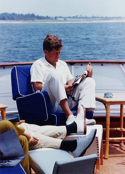約翰•甘迺迪最熱愛的消遣活動就是揚帆出海