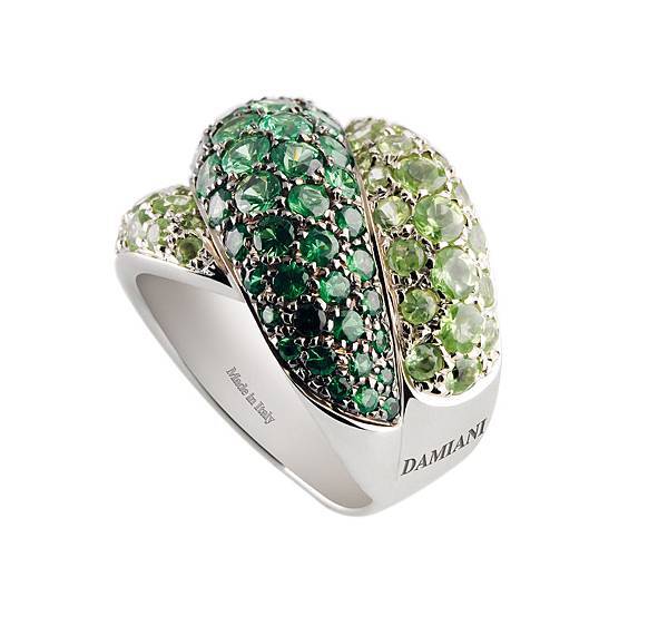 5. Gomitolo系列綠寶石戒指，代表城市比薩，建議售價NT$ 460,000