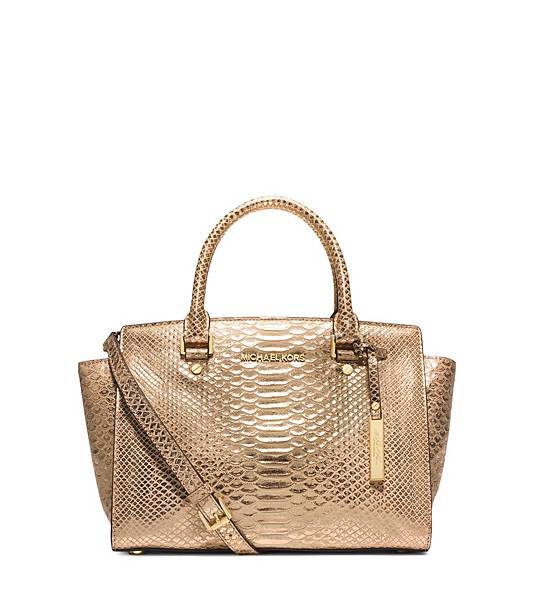 限量設計SELMA金色蟒蛇紋手提包 NT17,200元