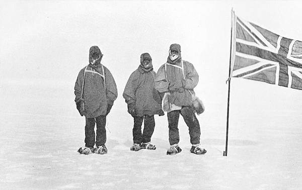 Shackleton expidition team photo 3