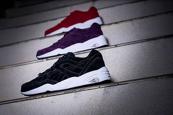 PUMA 新款R698提供純色黑、紅、紫，三色選擇