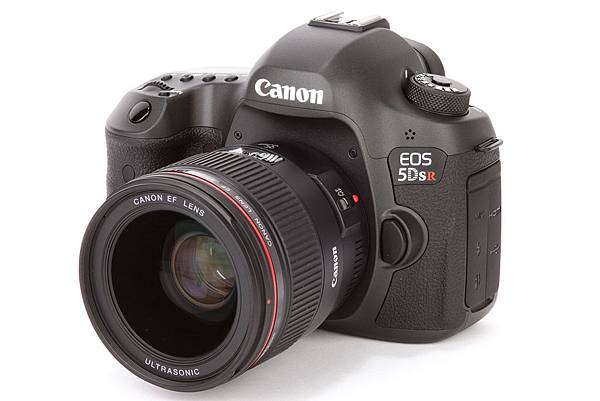 圖說二、樂天市場力抗雙11，Canon EOS 5DSR 整點特賣只需82,425元