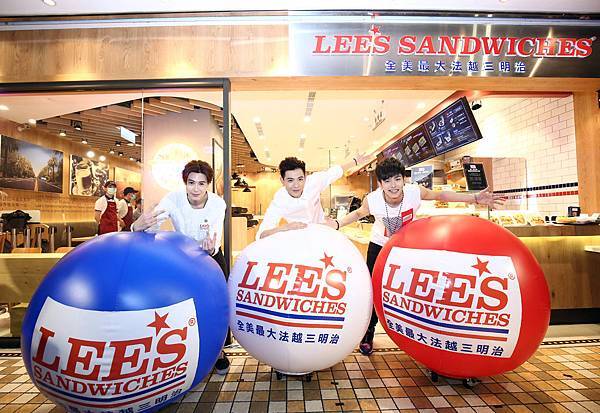 SpeXial三帥合體為Lee’s Sandwiches打氣，展現Cheer Up新型男態度！（圖由Lee’s Sandwiches提供）