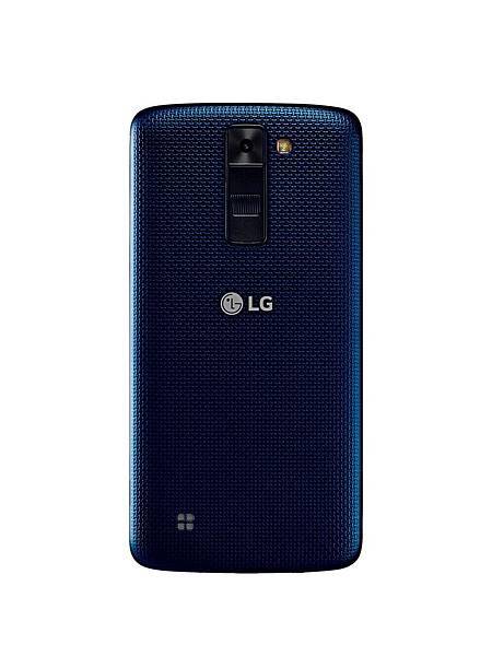 LG K8建議售價NT$4,490元，5月16日起於中華電信及遠傳電信門市開賣，共推出風尚藍、簡逸白、雅仕金等三種顏色，傳達動於型，喜於攝的拍照樂趣。