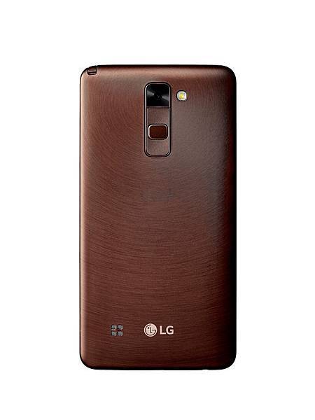 LG Stylus 2搭載1300萬畫素主鏡頭及800萬畫素的前鏡頭並配有雷射快速自動對焦功能，帶領消費者輕鬆體驗拍照樂趣。