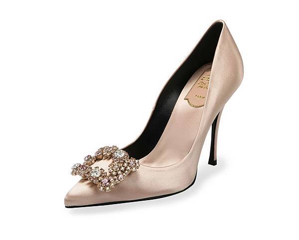 Roger Vivier Flower Strass裸膚緞面跟鞋_$75,000(6.5公分)_ $84,200(10公分)