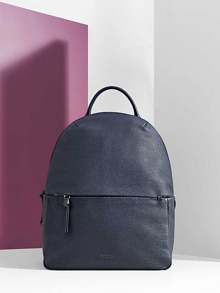 ECCO_SP_NT$13980_BLACK_P_910472690579_SP_Backpack_F_A3