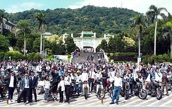 20160925_TRIUMPH 台灣凱旋重機-全球紳士路騎-故宮