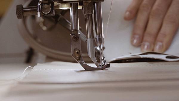 Versace_Palazzo Empire bag_Making Of (18)