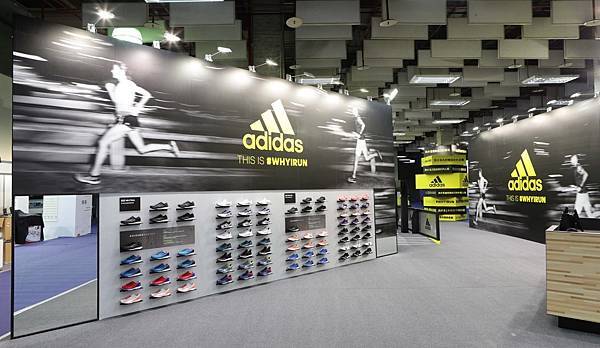 2.adidas 於此次馬拉松運動博覽會中，提供一應俱全的鞋款，幫助跑者們找到專屬自己的跑鞋，備戰即將到來的賽事。