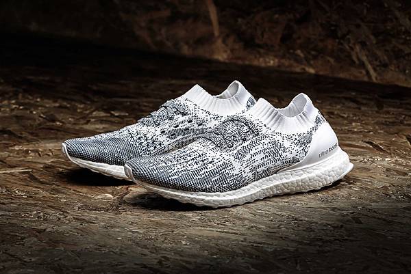 2.UltraBOOST Uncaged推出3.0全新「Oreo」配色，獨特的層次感增加穿搭上的豐富性，將於1月14日在台上市！