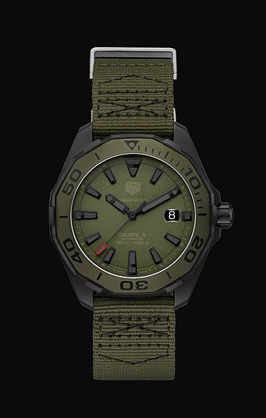 TAG Heuer Aquacacer Camouflage 防水300米卡其印花腕錶情境圖_01