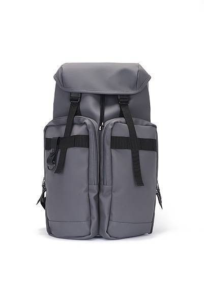 RAINS Utility Bag Smoke NTD $4900