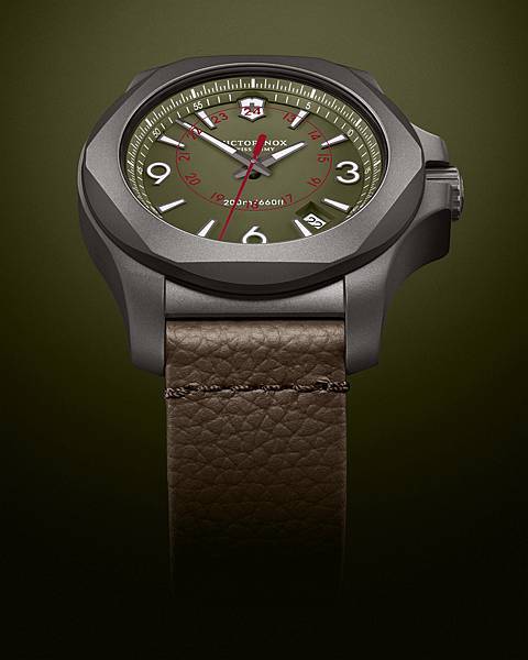 INOX_Titanium鈦金屬腕錶_卡其綠色錶盤NTD23500(近)