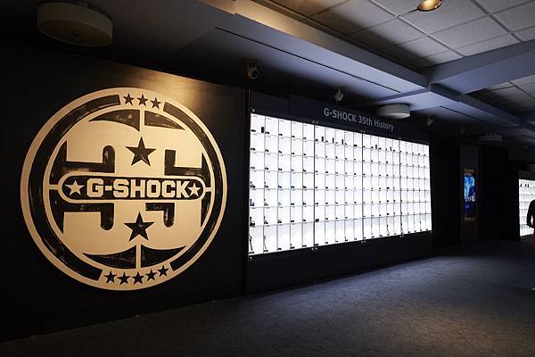 活動現場共展出了420隻G-SHOCK 35年來的經典型號及聯名錶款