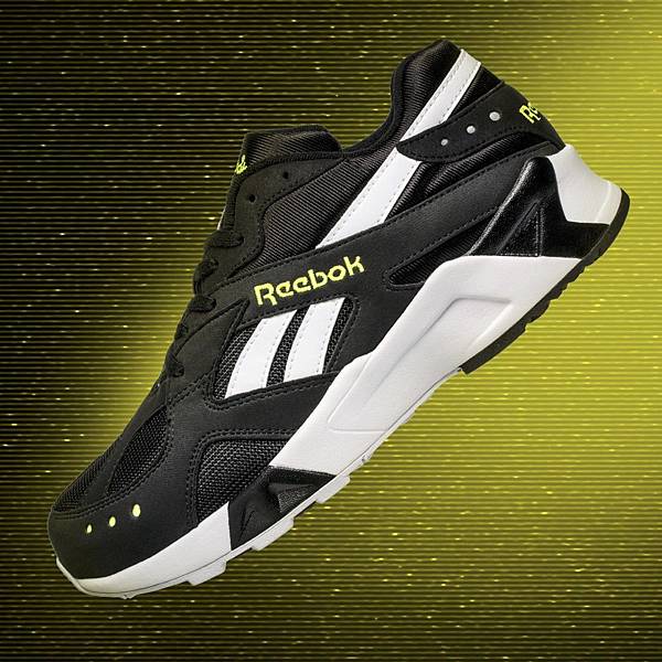 【Reebok 1008新聞照】Reebok AZTREK CN7188 NT$3,250.jpg