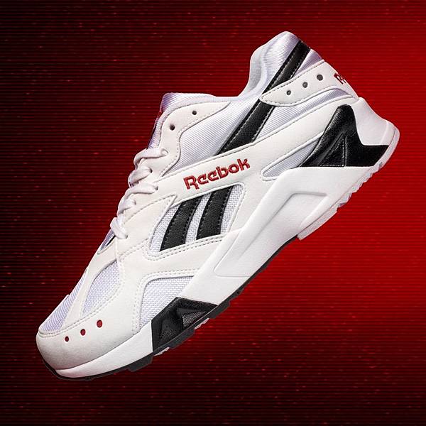 【Reebok 1008新聞照】Reebok AZTREK CN7187 NT$3,250.jpg