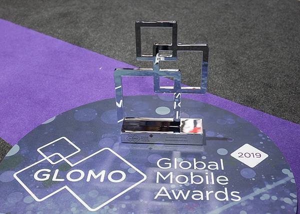 Galaxy Watch獲全球行動大獎（Glomo Awards）“最佳穿戴式裝置技術”.jpg