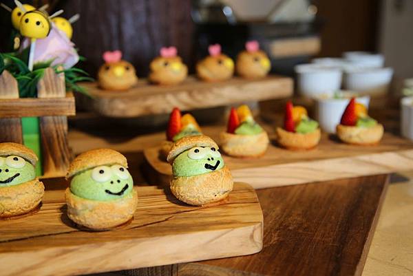 3.é²å溫æ³é
åºæé¤æä¾å
ç«¥æå°å±¬é¤æª¯ï¼ç¹å¥è¨è¨ä¹æ¬¾å
ç«¥å°å±¬é¤é£ï¼è®å¤§å°æåç¨é¤æ´ã童趣ãï¼.jpg 3.é²å溫æ³é
åºæé¤æä¾å
ç«¥æå°å±¬é¤æª¯ï¼ç¹å¥è¨è¨ä¹æ¬¾å
ç«¥å°å±¬é¤é£ï¼è®å¤§å°æåç¨é¤æ´ã童趣ãï¼.jpg