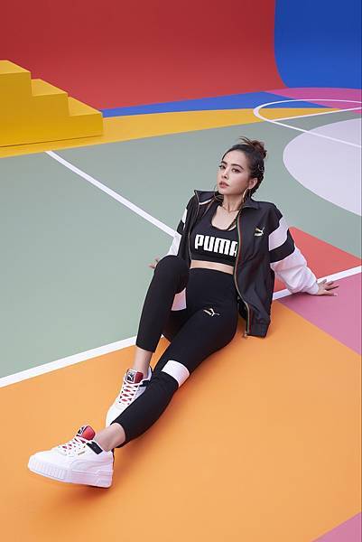 PUMA 流行系列TFS 風衣外套NT$3,080、流行系列TFS緊身褲NT$1,380、訓練系列中衝擊運動內衣NT$1,780、Cali Sport NT$3,280 (1).jpg