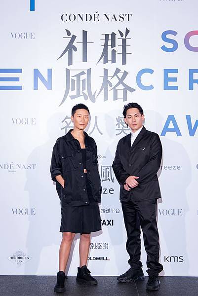 康泰納仕社群風格名人獎風格導師和頒獎人，左至右：VOGUE總編輯孫怡、知名音樂製作人米奇_2.jpg