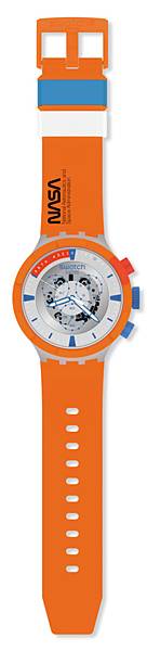 Swatch LAUNCH橘色風暴 (SB04Z401) 錶徑47mm，售價：5,350元.jpg