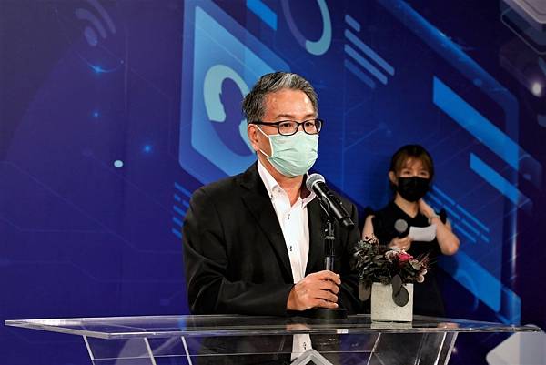 2-經濟部工業局電子資訊組呂正欽副組長.jpg