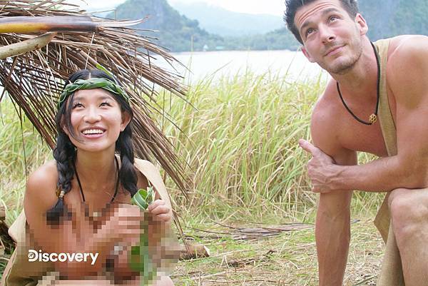 Discovery頻道《裸身求愛21天》圖說：裸體相遇究竟能幫愛情得多少分？裸裎相識，歷經辛苦求生的處境，真能鞏固愛情的地盤嗎？.jpg