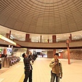 IMG_3370-車站出入口有個很大的圓頂.JPG