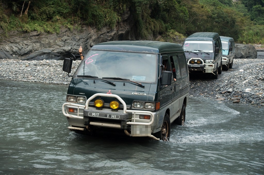 DSC02502.jpg DSC02502.jpg