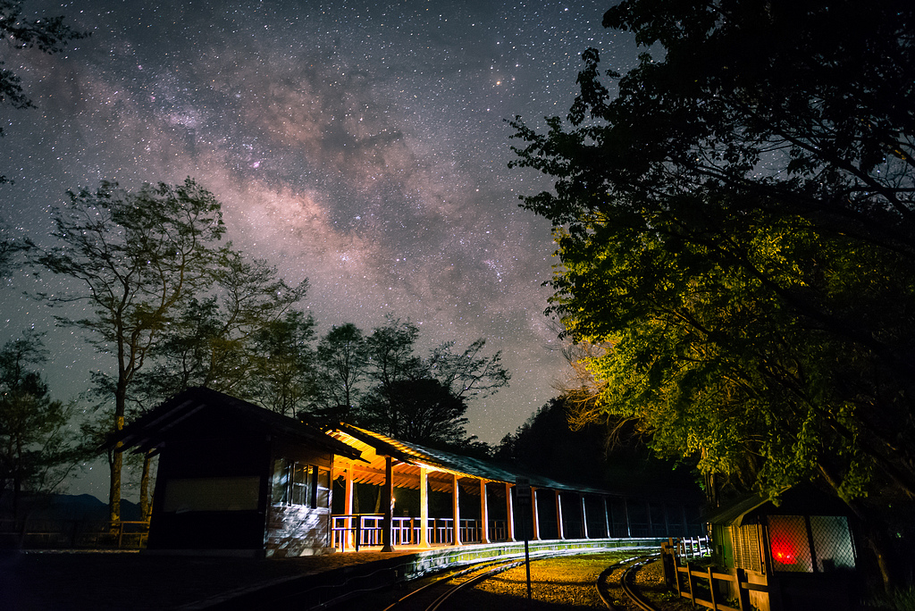 醉人的 阿里山 對高岳車站星空銀河 健行筆記