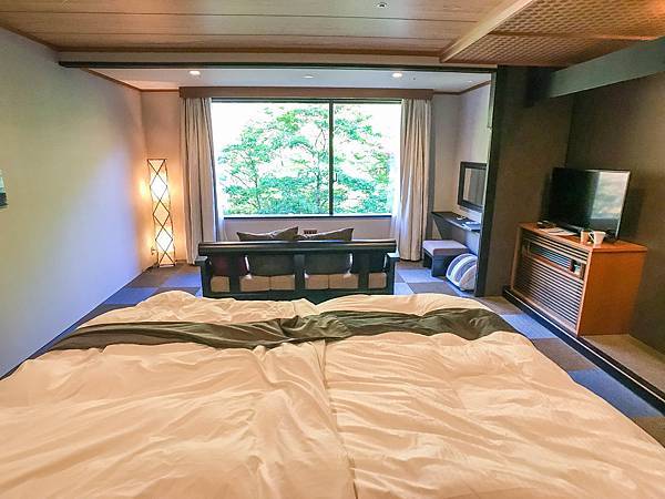 12_181016_080343-1786696.jpg 12_181016_080343-1786696.jpg