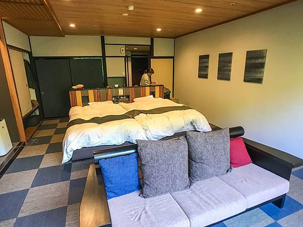 13_181016_080048-2050556.jpg 13_181016_080048-2050556.jpg