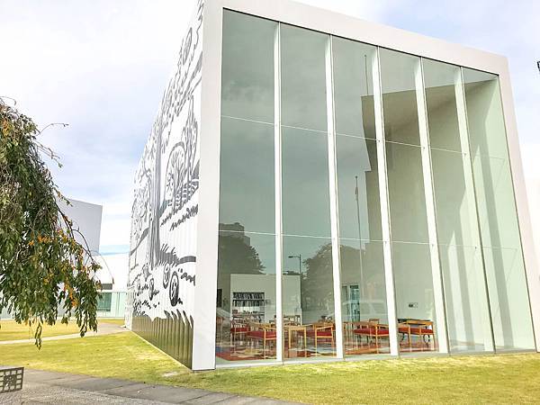 16_181017_092021-2552243.jpg 16_181017_092021-2552243.jpg