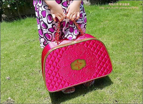 玫瑰花園喜餅 04.jpg 玫瑰花園喜餅 04.jpg